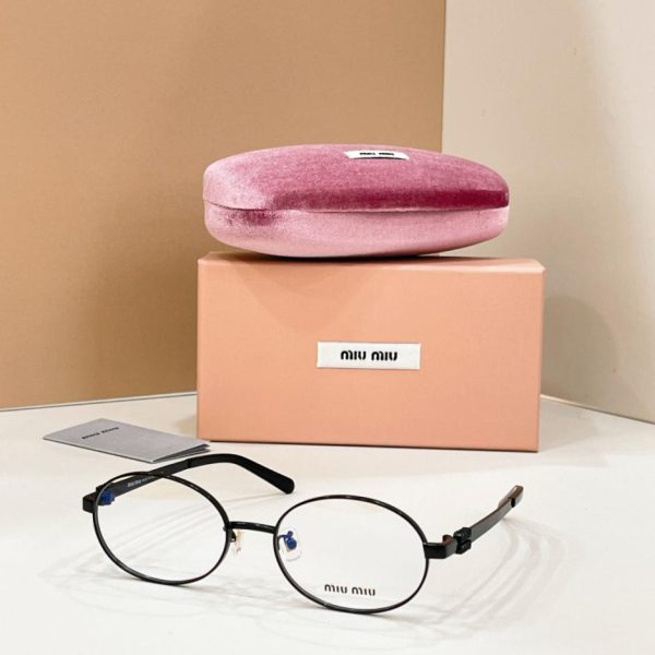 Occhiali da sole MIUMIU MODELLO OMU 50ZV (ZAU9TS)