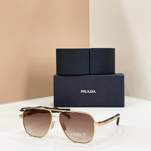 Occhiali da sole PRADA modello PR 899 (05CMCW)