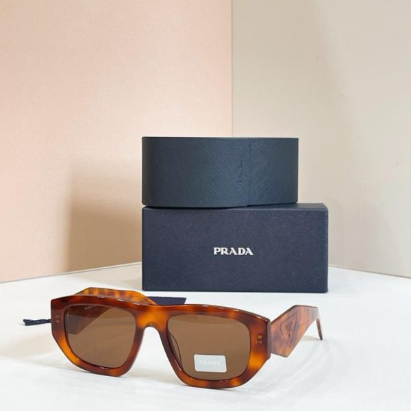 Occhiali da sole PRADA MODELLO PR D04SU(NR4V9Q)
