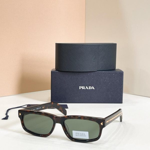 Occhiali da sole PRADA MODELLO SPR B11-F (87TKB4)