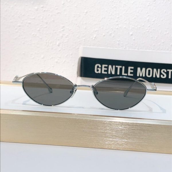 repliche,replica,perfette,siti di,affidabili,migliori siti,dove comprare,1:1,scarpe da ginnastica Occhiali da sole serie BOLD (TITANIO), montatura in titanio puro al 100%, occhiali Gentle Monster, Mod Eden (LDECD2).