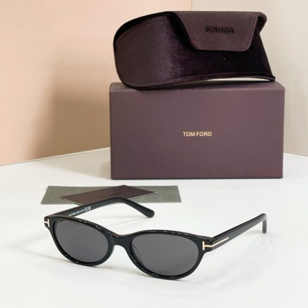 repliche,replica,perfette,siti di,affidabili,migliori siti,dove comprare,1:1,scarpe da ginnastica Occhiali da vista TOM FORD MODELLO 1310 (8D8FH4)