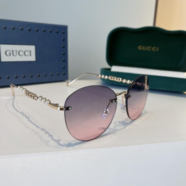 repliche,replica,perfette,siti di,affidabili,migliori siti,dove comprare,1:1,scarpe da ginnastica Nuovi occhiali da sole da donna Gucci, montatura oversize, stile retrò (5WHTD1)