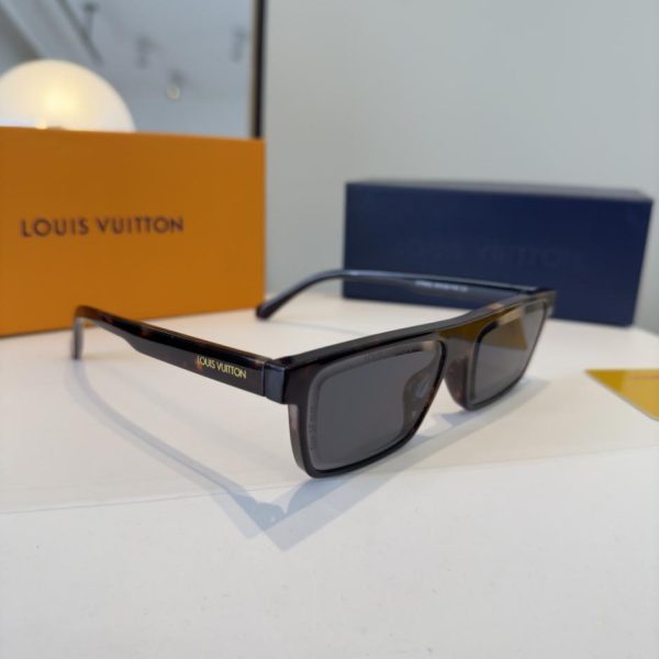 repliche,replica,perfette,siti di,affidabili,migliori siti,dove comprare,1:1,scarpe da ginnastica Occhiali da sole Louis Vuitton: l’estate è arrivata, gli occhiali da sole sono un accessorio indispensabile per ogni uscita (8R3B4O)