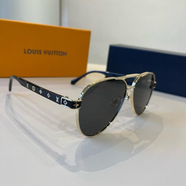 repliche,replica,perfette,siti di,affidabili,migliori siti,dove comprare,1:1,scarpe da ginnastica I nuovissimi occhiali da sole unisex di Louis Vuitton (D2UJ07)