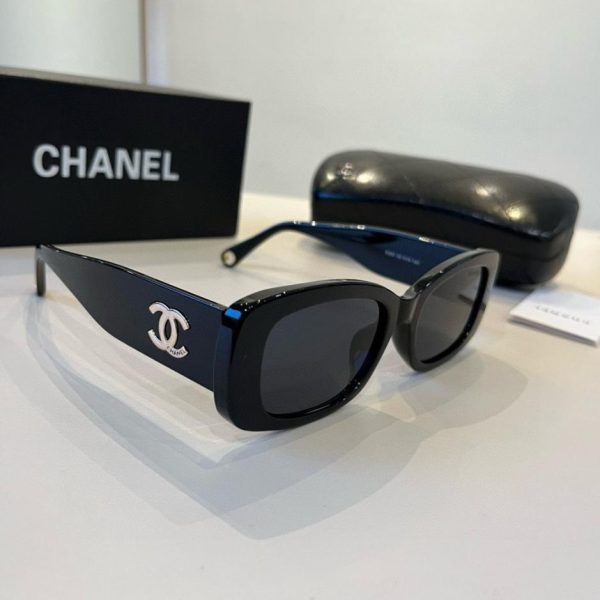 repliche,replica,perfette,siti di,affidabili,migliori siti,dove comprare,1:1,scarpe da ginnastica Occhiali da sole Chanel: i preferiti di molte celebrità (7NN8AZ)
