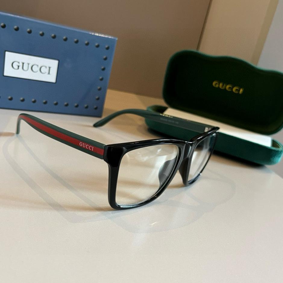 repliche,replica,perfette,siti di,affidabili,migliori siti,dove comprare,1:1,scarpe da ginnastica I nuovi occhiali da sole Gucci (W0643C)