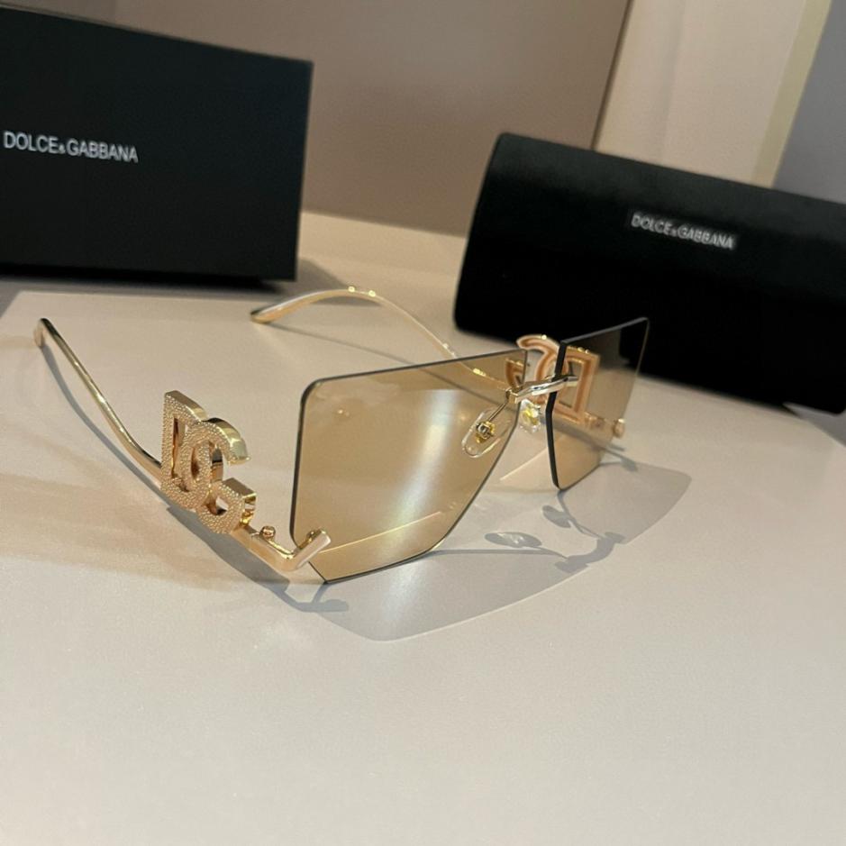 repliche,replica,perfette,siti di,affidabili,migliori siti,dove comprare,1:1,scarpe da ginnastica I nuovi occhiali da sole eleganti e unici di Dolce & Gabbana sono morbidissimi e hanno un’aria estiva (ZL3LRL).