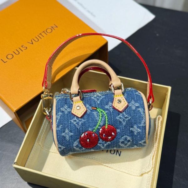 repliche,replica,perfette,siti di,affidabili,migliori siti,dove comprare,1:1,scarpe da ginnastica Nuova federa per cuscino con ricamo di ciliegie LV per borsa M02535(2A19E7)