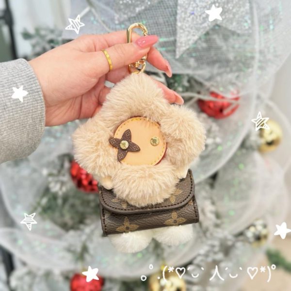 repliche,replica,perfette,siti di,affidabili,migliori siti,dove comprare,1:1,scarpe da ginnastica Portachiavi/ciondolo per custodia LV Vivian in peluche (DR3TND)