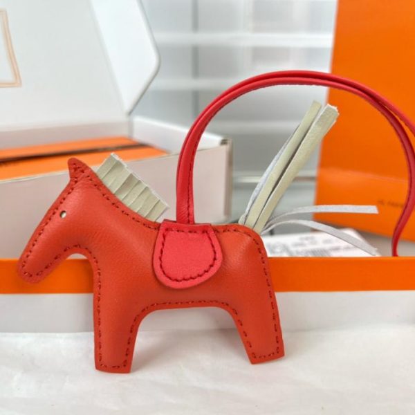 repliche,replica,perfette,siti di,affidabili,migliori siti,dove comprare,1:1,scarpe da ginnastica Portachiavi/ciondolo per borsa HERMES mini pony Rodeo pegase classico, cucito a mano in pelle di agnello (FWTFLM).