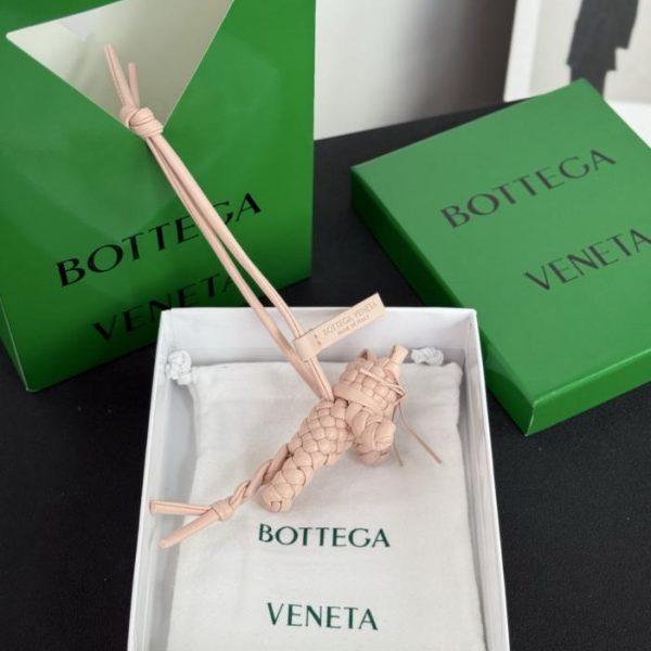 repliche,replica,perfette,siti di,affidabili,migliori siti,dove comprare,1:1,scarpe da ginnastica Nuovo portachiavi a forma di gattino BV (DF88NF)