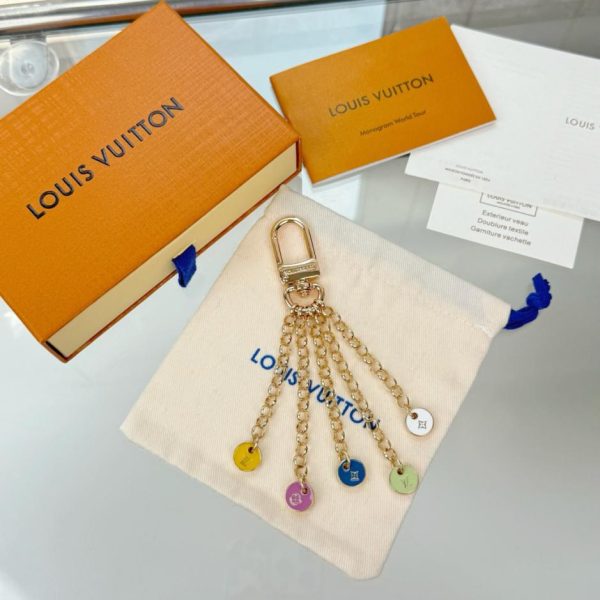 repliche,replica,perfette,siti di,affidabili,migliori siti,dove comprare,1:1,scarpe da ginnastica Portachiavi LV Confetti Chain (modello corto) accessorio per borsa (T5XAUY)