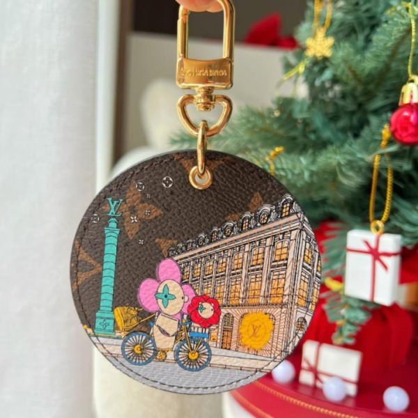 repliche,replica,perfette,siti di,affidabili,migliori siti,dove comprare,1:1,scarpe da ginnastica Portachiavi rotondo Louis Vuitton Christmas Collection Illustre Xmas Paris Bag and Keychain (US3B12)