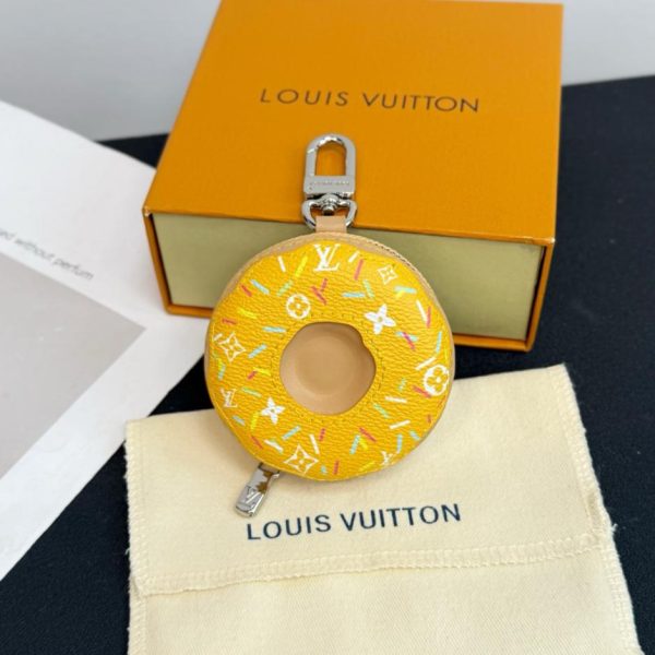 repliche,replica,perfette,siti di,affidabili,migliori siti,dove comprare,1:1,scarpe da ginnastica Il nuovo mini ciondolo a forma di ciambella di Louis Vuitton (6N1JTV)
