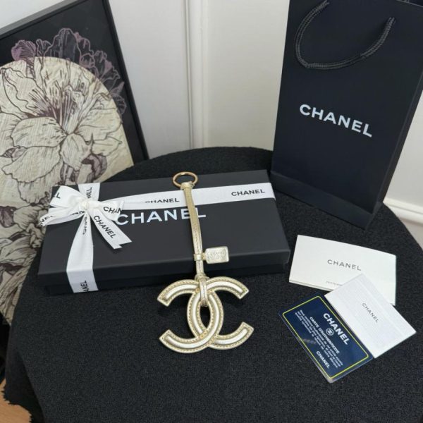 repliche,replica,perfette,siti di,affidabili,migliori siti,dove comprare,1:1,scarpe da ginnastica Nuovo charm Chanel Mini Bag Primavera Estate in pelle di agnello, classico design a doppia C (3D88EB).
