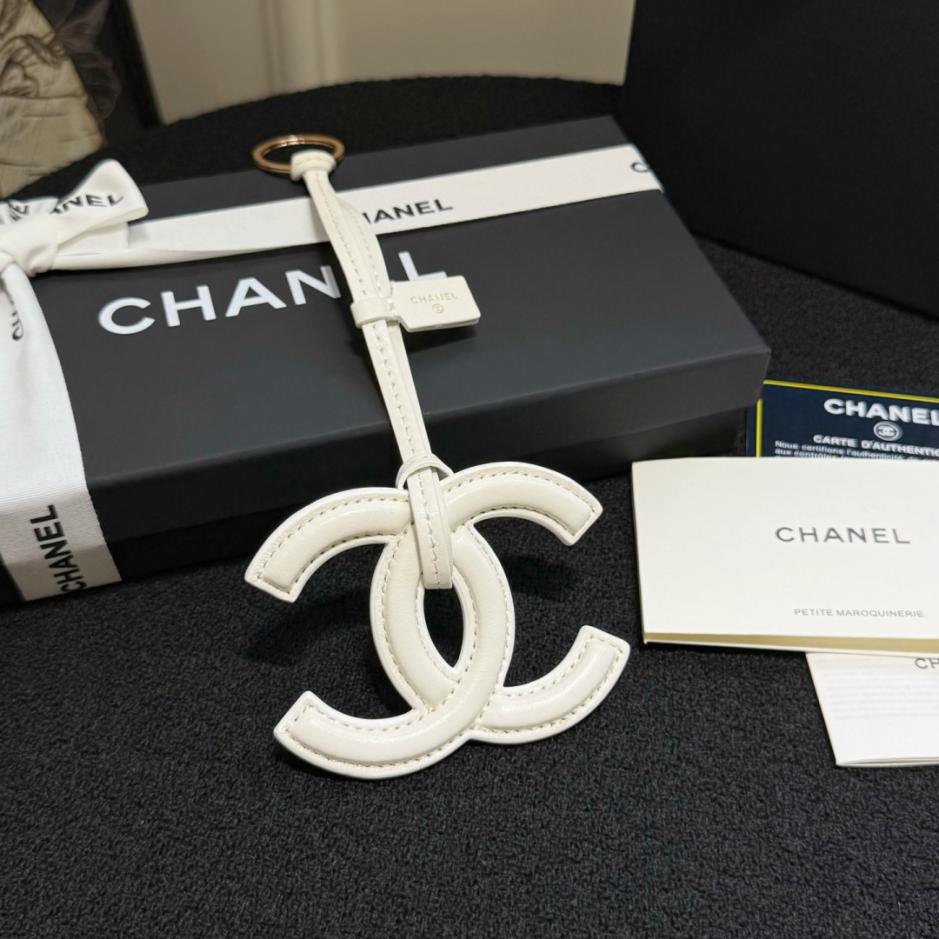 repliche,replica,perfette,siti di,affidabili,migliori siti,dove comprare,1:1,scarpe da ginnastica Nuovo charm Chanel Mini Bag Primavera Estate, realizzato in pelle di agnello, con il classico design a doppia C (4T5DQT). repliche,replica,perfette,siti di,affidabili,migliori siti,dove comprare,1:1,scarpe da ginnastica Nuovo charm Chanel Mini Bag Primavera Estate, realizzato in pelle di agnello, con il classico design a doppia C (4T5DQT).