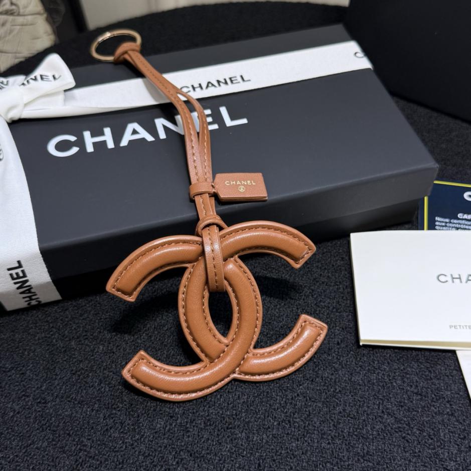 repliche,replica,perfette,siti di,affidabili,migliori siti,dove comprare,1:1,scarpe da ginnastica Nuovo charm Chanel Mini Bag Primavera Estate, realizzato in pelle di agnello e caratterizzato dal classico logo a doppia C. repliche,replica,perfette,siti di,affidabili,migliori siti,dove comprare,1:1,scarpe da ginnastica Nuovo charm Chanel Mini Bag Primavera Estate, realizzato in pelle di agnello e caratterizzato dal classico logo a doppia C.