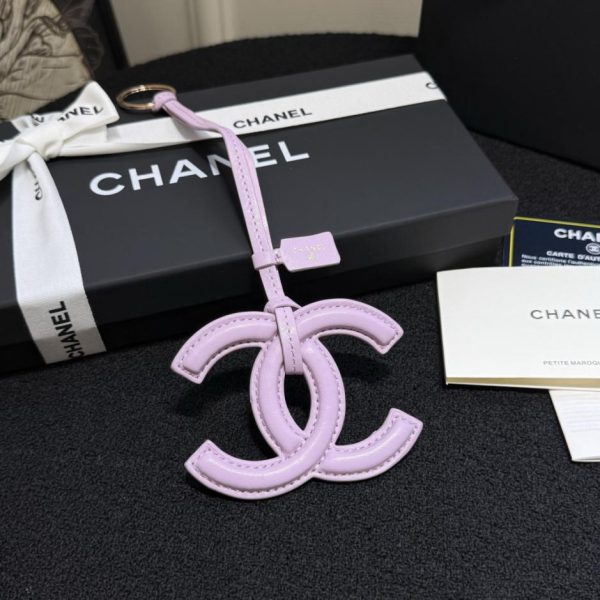 repliche,replica,perfette,siti di,affidabili,migliori siti,dove comprare,1:1,scarpe da ginnastica Nuovo charm Chanel Mini Bag Primavera Estate in pelle di agnello, classico design a doppia C (R1IG3Z)