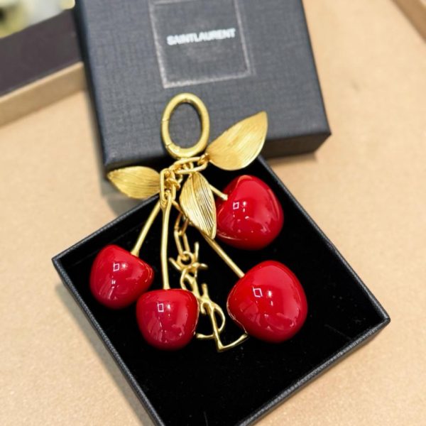 Nuova confezione YSL, nuovo ciondolo Saint Laurent Cherry Bag Charm (4KNE4O)