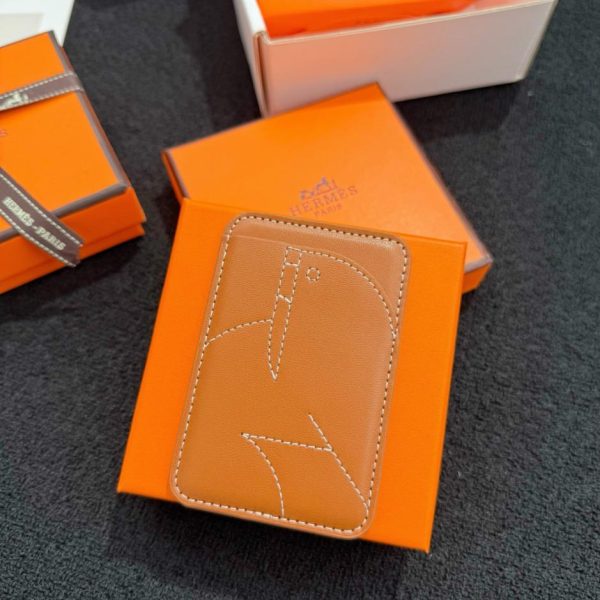 Nuovo porta carte magnetico MagSafe HERMES (FNR20G)