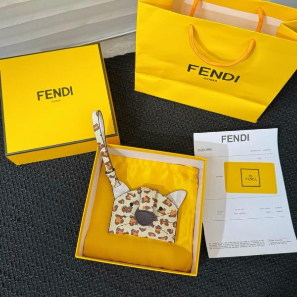 Nuovo portacarte Fendi della serie Animal (ER2UXN)