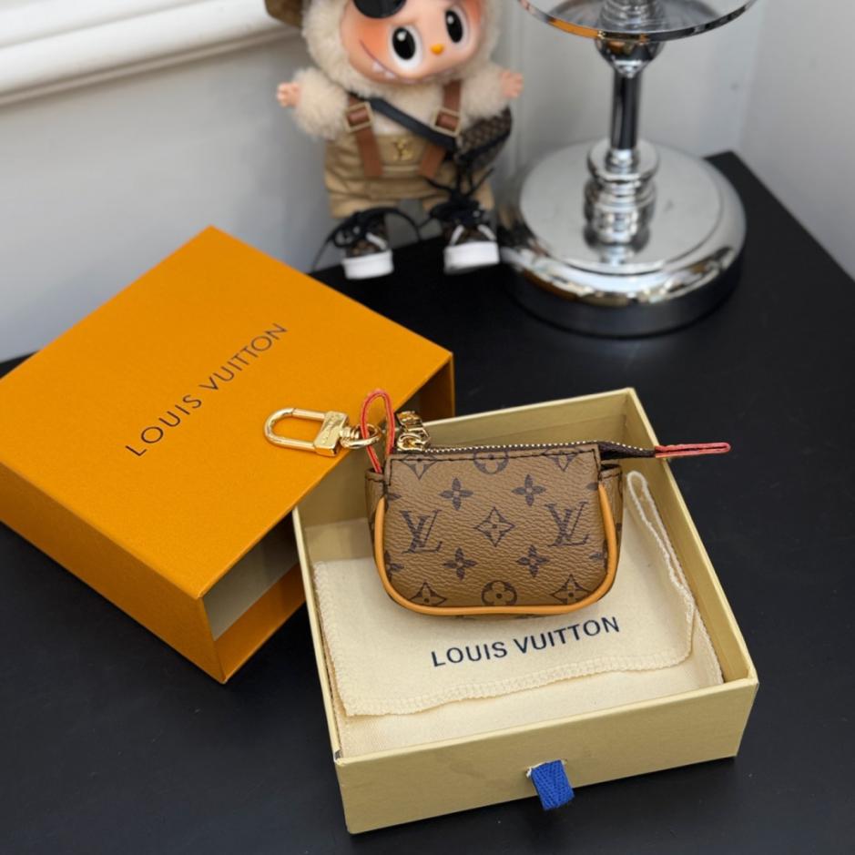 repliche,replica,perfette,siti di,affidabili,migliori siti,dove comprare,1:1,scarpe da ginnastica Nuovo arrivo M02460 Louis Vuitton xTM MICRO POCHETTE Mini Clutch Bag Charm (H5M66M)