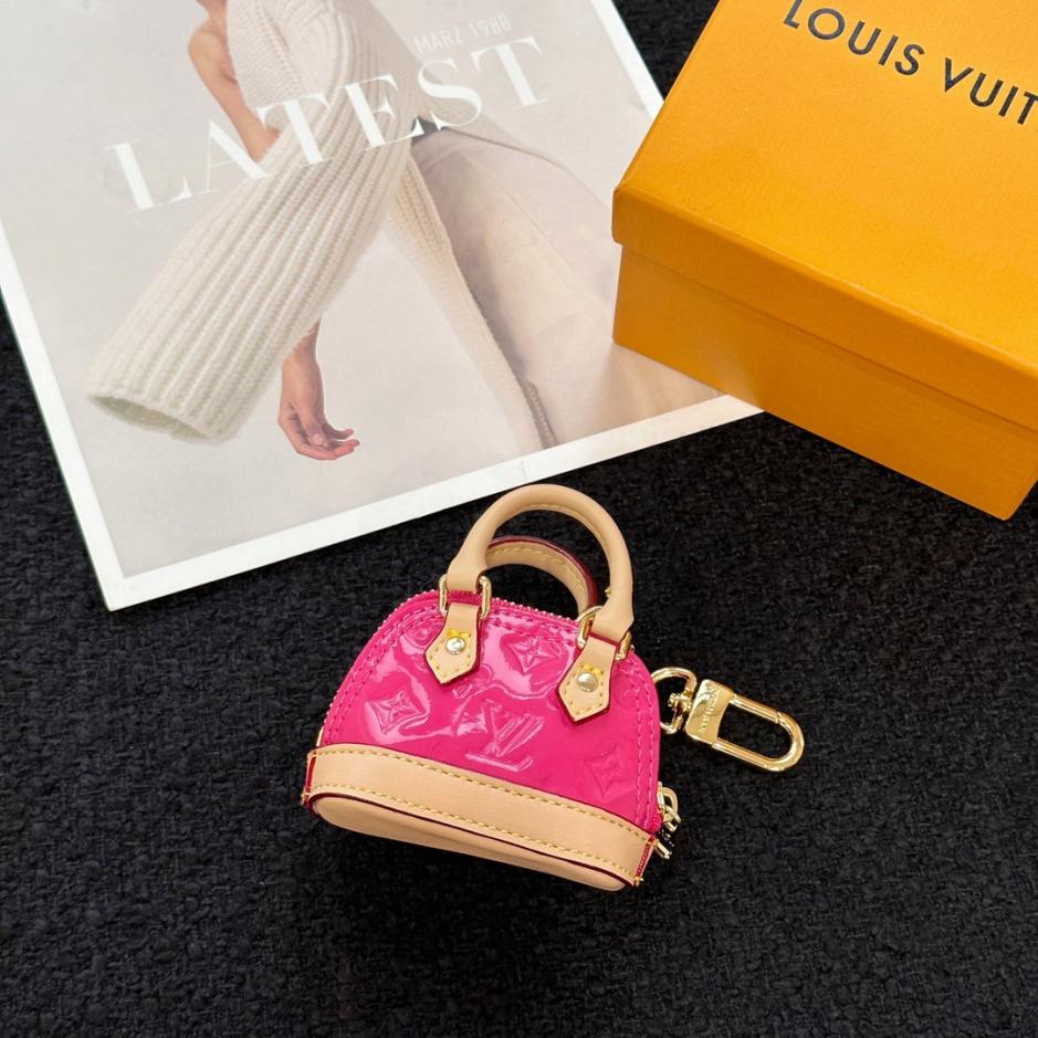 repliche,replica,perfette,siti di,affidabili,migliori siti,dove comprare,1:1,scarpe da ginnastica Nuovo prodotto M01706 Portachiavi Louis Vuitton Mini Shell Bag MICRO ALMA VERNIS (B78738)