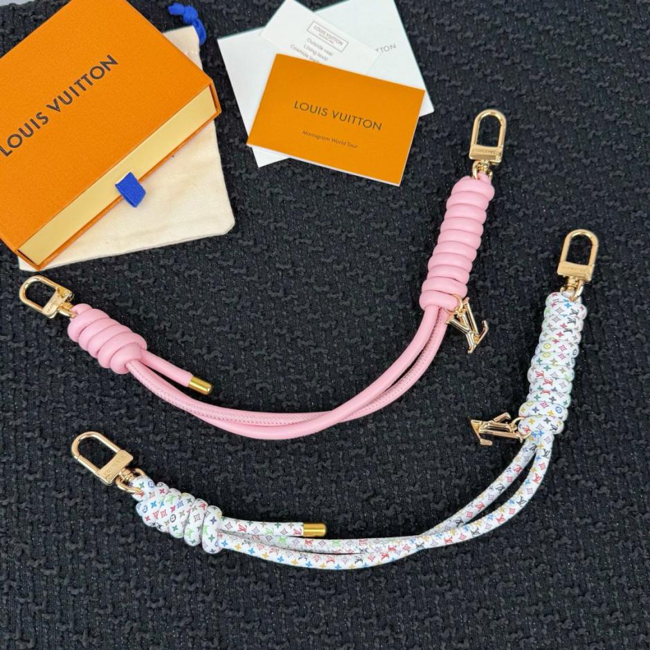 repliche,replica,perfette,siti di,affidabili,migliori siti,dove comprare,1:1,scarpe da ginnastica Nuova catena lunga in pelle con ciondolo per borsa LOUIS VUITTON (NWZ4UA)