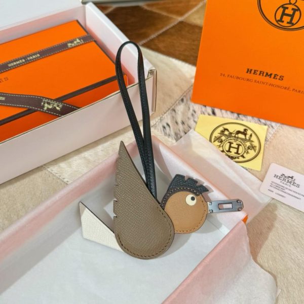 Nuovo charm Hermes a forma di uccello, ciondolo per borsa Hermes a forma di uccello, portachiavi (JU951X)