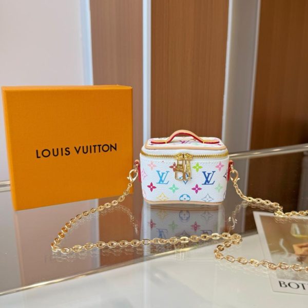 repliche,replica,perfette,siti di,affidabili,migliori siti,dove comprare,1:1,scarpe da ginnastica Borsa a tracolla Louis Vuitton Mini Microvanity Cosmetic Bag (HOKR7W)
