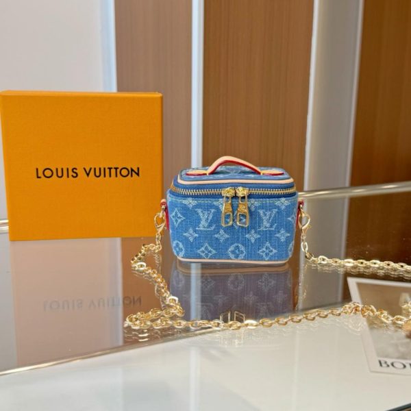 repliche,replica,perfette,siti di,affidabili,migliori siti,dove comprare,1:1,scarpe da ginnastica Borsa a tracolla mini microvanity per cosmetici Louis Vuitton (DVYKST)