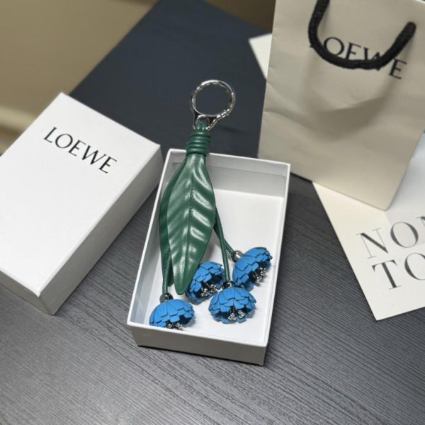 repliche,replica,perfette,siti di,affidabili,migliori siti,dove comprare,1:1,scarpe da ginnastica Ciondolo floreale blu Loewe Primavera/Estate (BKGEFW)