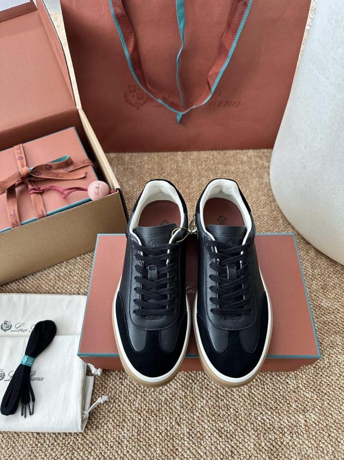 repliche,replica,perfette,siti di,affidabili,migliori siti,dove comprare,1:1,scarpe da ginnastica Le nuove sneakers da allenamento Tennis Walk German di Loro Piana, in pelle nera (BBVAEL)
