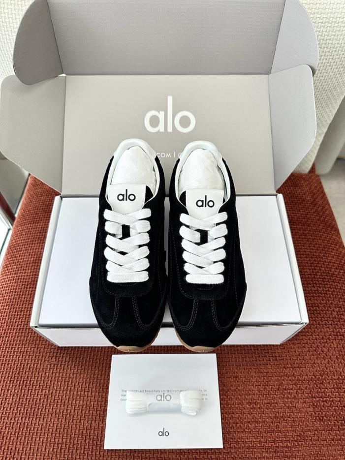 repliche,replica,perfette,siti di,affidabili,migliori siti,dove comprare,1:1,scarpe da ginnastica ALO Sunset Sneaker 25ss Nuove scarpe da allenamento basse in pelle scamosciata, colore nero e beige (FZ5V14)