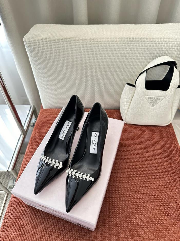 repliche,replica,perfette,siti di,affidabili,migliori siti,dove comprare,1:1,scarpe da ginnastica Nuove décolleté BELINDA PUMP di Jimmy Choo in pelle verniciata, nere (N3B7BM)