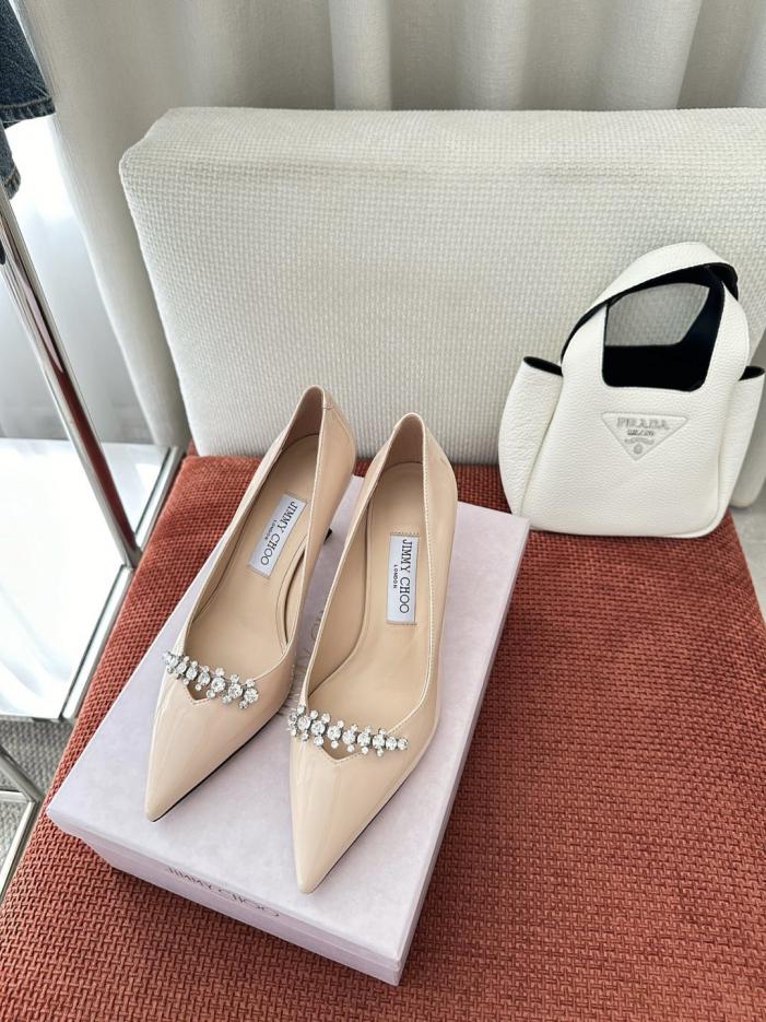 repliche,replica,perfette,siti di,affidabili,migliori siti,dove comprare,1:1,scarpe da ginnastica Le nuove décolleté BELINDA PUMP di Jimmy Choo in pelle verniciata color nude (IMV6AK)