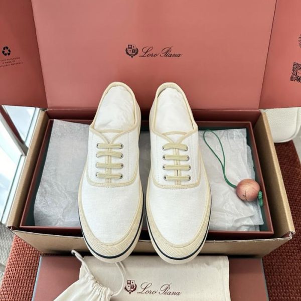 Le nuove sneakers Nantucket Walk di Loro Piana, colore naturale (93XEZU)