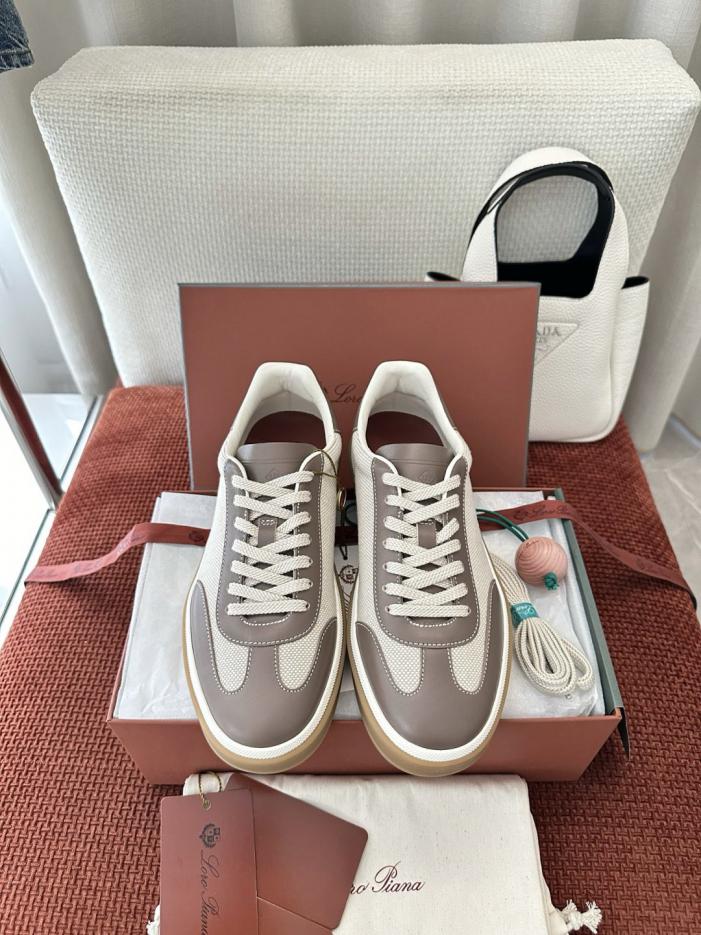repliche,replica,perfette,siti di,affidabili,migliori siti,dove comprare,1:1,scarpe da ginnastica Le nuove scarpe da allenamento Tennis Walk German di Loro Piana (2RV4LT)