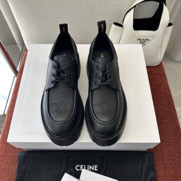Nuove scarpe derby TRIOMPHE in stile retrò-moderno di Celine, nere (JM5CTZ)