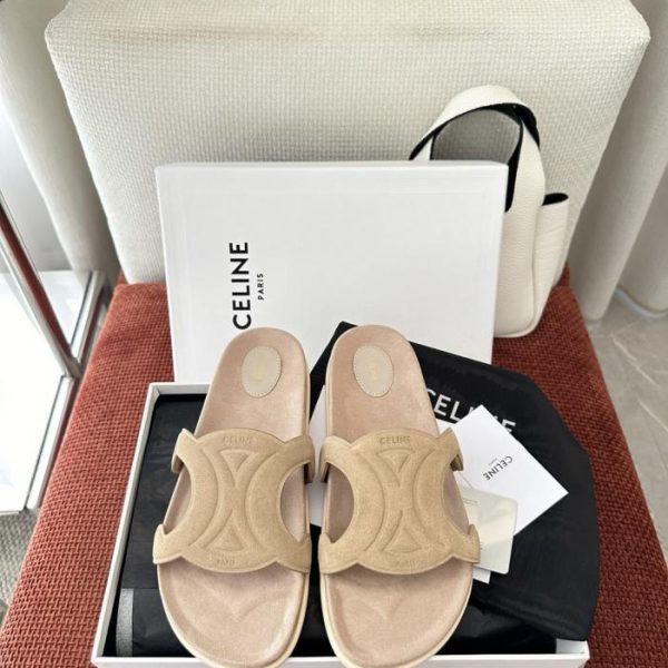 Nuove pantofole in pelle TRIOMPHE di Celine, beige (3XH0TW)