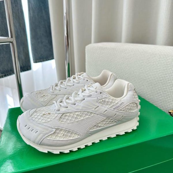 Sneakers stringate Bottega Veneta Orbit Retro Tech in tessuto, bianche (74MQSD)