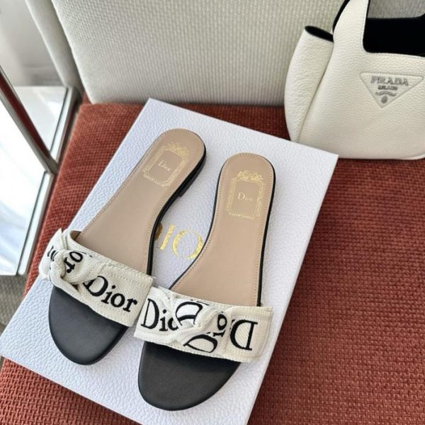 Nuovi sandali con lacci J'Adior di Dior, neri, piatti, 3,5 cm (MI1HO2)