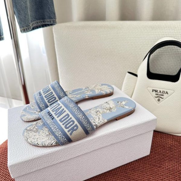 Sandali bassi Dior Summer Dway ricamati, blu (162SAC)