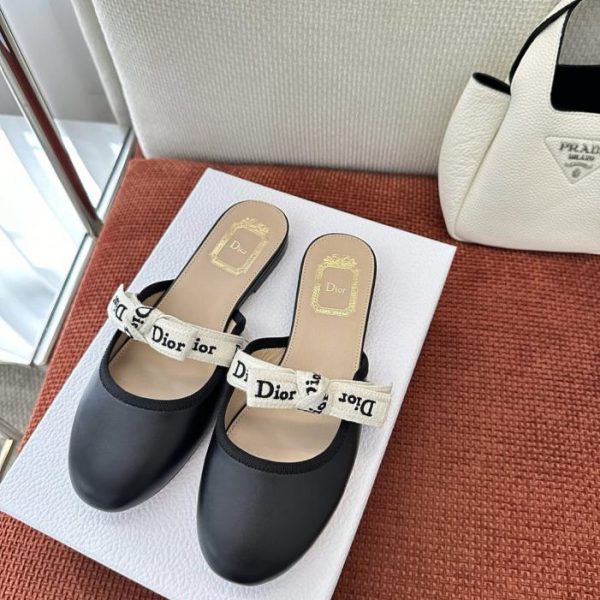 Nuove mules Dior J'Adior (70ME6O)