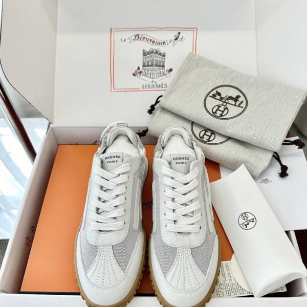 Le nuove sneakers Jet di Hermes, in pelle bianca (ET2DJS)