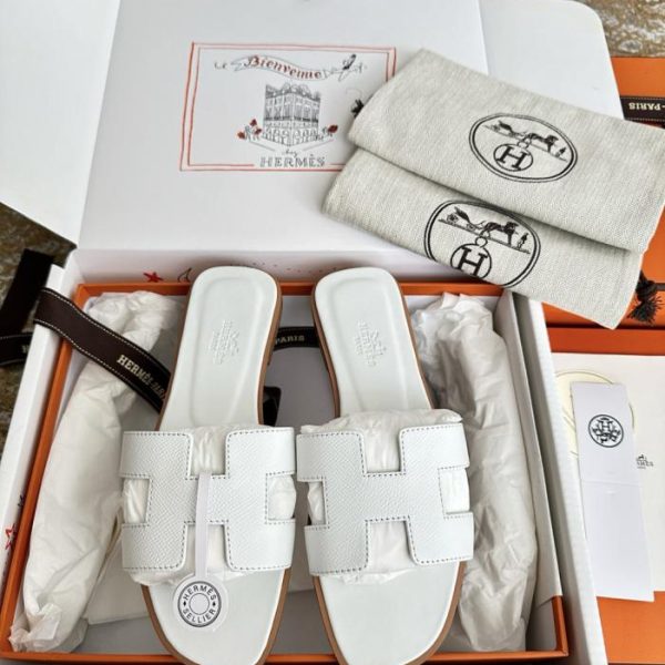 Borsa Hermes Oran Classic H-Trailer con diamanti in pelle bianca a grana di palma, collezione Primavera/Estate (GE1J1N)