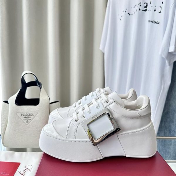 Sneakers RV New Viv' Skate in pelle con plateau e fibbia quadrata, bianche con fibbia argentata (ED3WC9)
