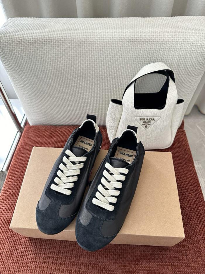 repliche,replica,perfette,siti di,affidabili,migliori siti,dove comprare,1:1,scarpe da ginnastica Scarpe da allenamento tedesche UMA WAG New Retro con lacci – Nere (D4DTEQ) repliche,replica,perfette,siti di,affidabili,migliori siti,dove comprare,1:1,scarpe da ginnastica Scarpe da allenamento tedesche UMA WAG New Retro con lacci – Nere (D4DTEQ)