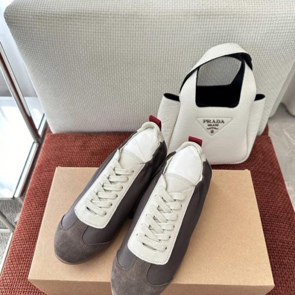 Scarpe da allenamento tedesche UMA WAG New Retro con lacci, marroni (KO8YV2)